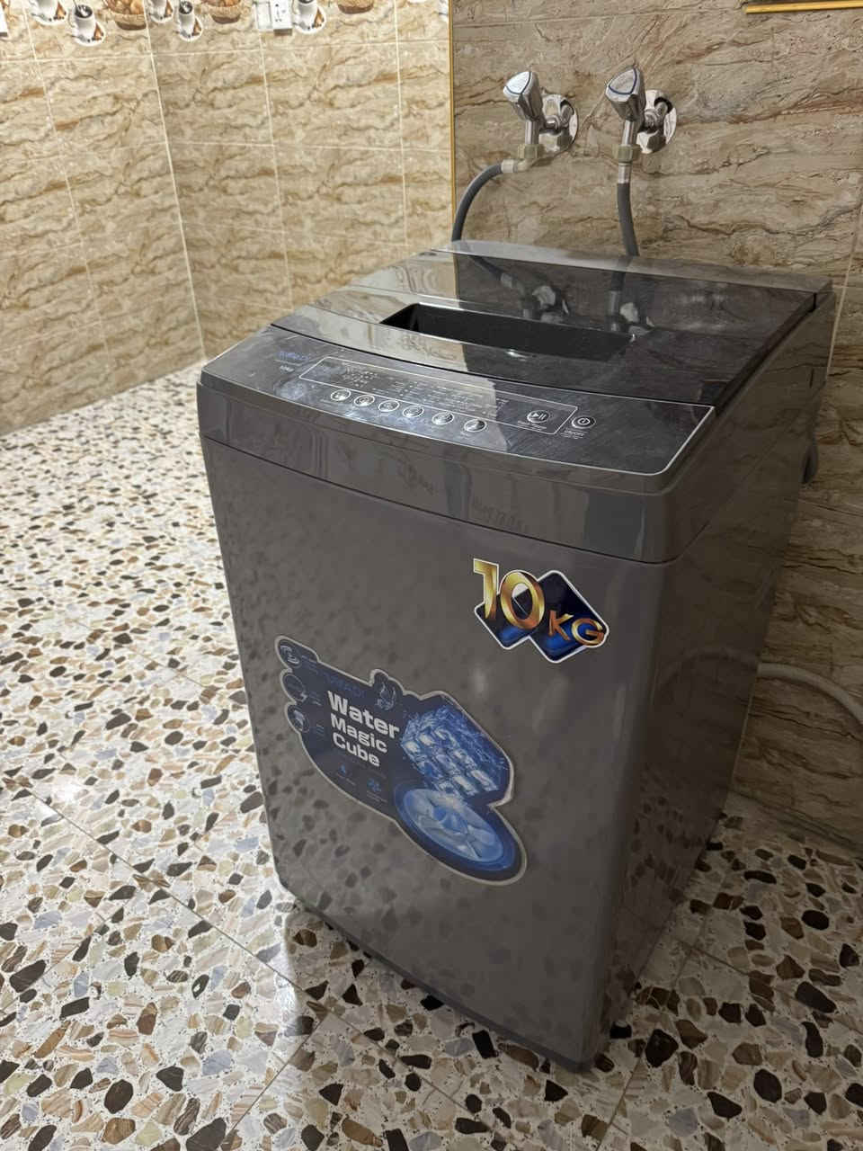 غسالة وادي ١٠ كيلو اسعمال جداً قليل نظافة ٩٠٪؜
السعر ٢٠٠ الف مكاني الدورة مدخل البعيثة 
دايركت


**إذا كنت صاحب هذا الإعلان وتريد حذفه لأي سبب، رجاءا أرسل رسالة إلى الدعم الفني**