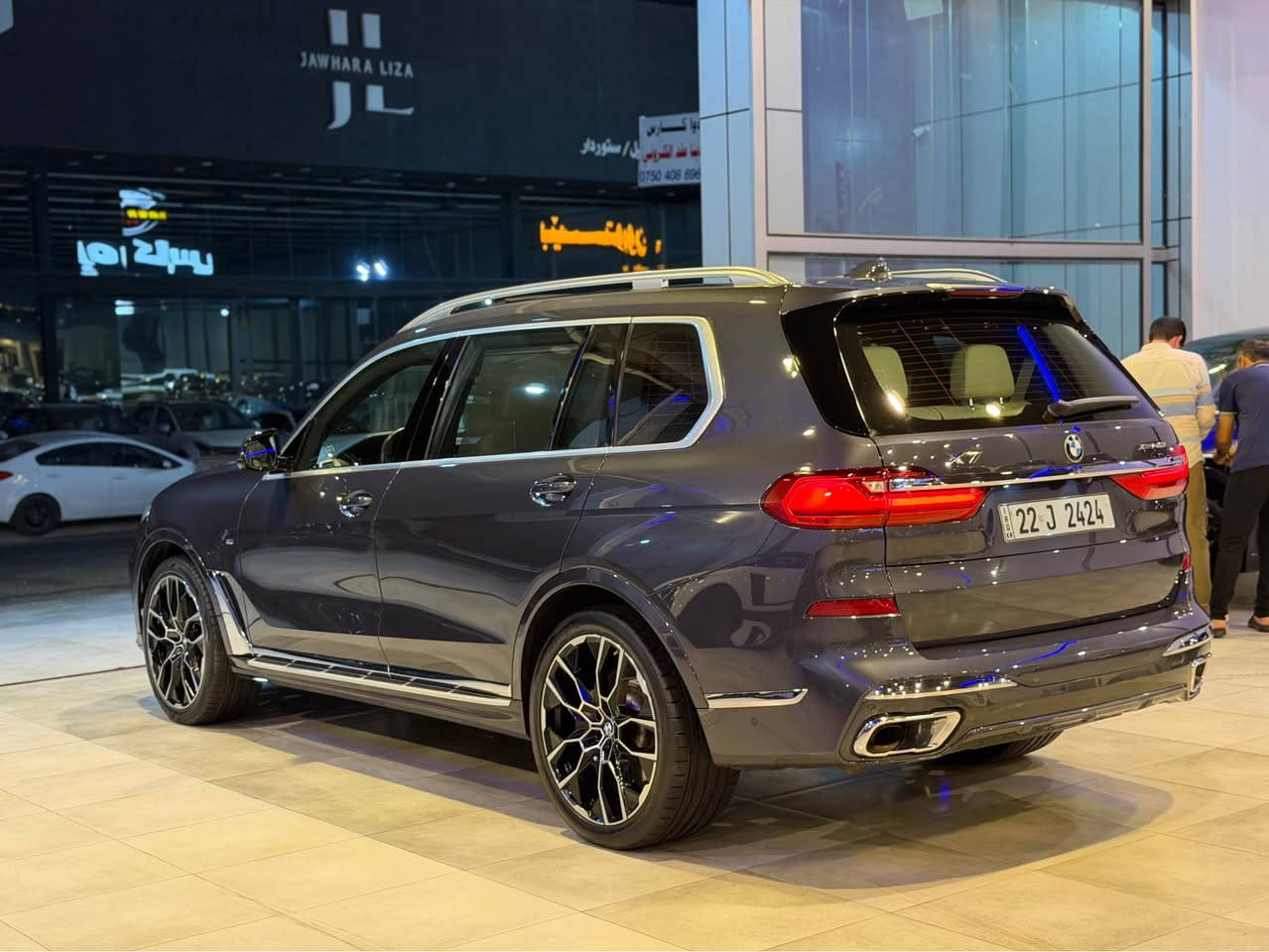 BMW X7M 2021 
6 سلندر وكالة عروش 
اندفيجول فول فول 
سيارة مكفولة كفالة عام 
لايتات ليز ليد 
رادار كبير امامي قيادة ذاتي 
بانوراما 
سقف روس رايس 
٧ نفر 
كشنات هيتر تبريد مساج 
بردة خلفية 
سويج كبير 
هيكل M بيلاد 
ويل ٢٢ 
سقف شاموا 
كشن ديزاينو 
سيارة كفالة عام حتي دعامية شرط 
مغلف ppf 
مكان سيارة اربيل 
٤٦٥$
*********** وتس اب أربيل, العراق

