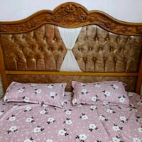 غرفه نوم للبيع السعر 600 الف نظيفه كلش