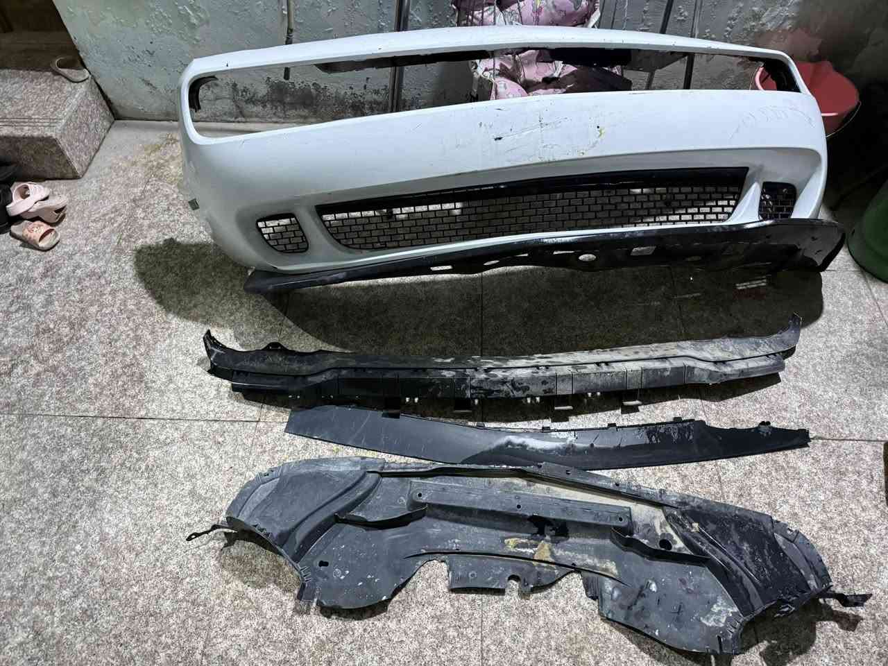 دعامية مال جالنجر للبيع في البصرة 
كاملة ما بيها شي هية وياها الحاضن مالها 
***********
