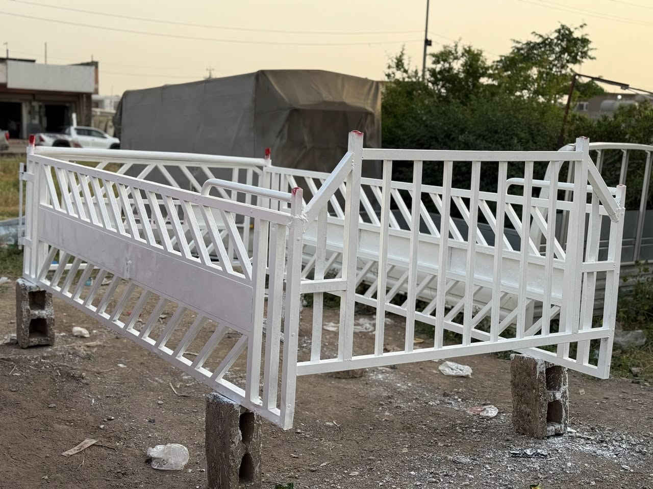 چەمچەی کیا ئی 4000 بۆ فرۆشتن
شکاو خایسی نیە 

سعر 320 هەزار 

شوێن هەولێر 
***********
