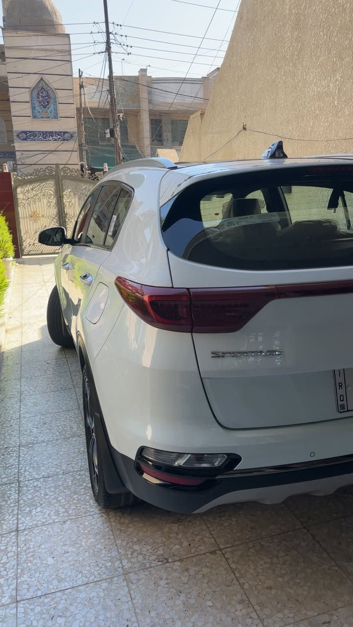 سلام عليكم أسبورتج جي تي لاين معروف فول 1 عله 1سياره كفاله من صبغ /عده بارد صغير بخافت باب صغير ماشيه 36 سياره عله وضع شركه سياره بسمي شرط تحويل معروضه /225 وبيه مجال قليل /***********
