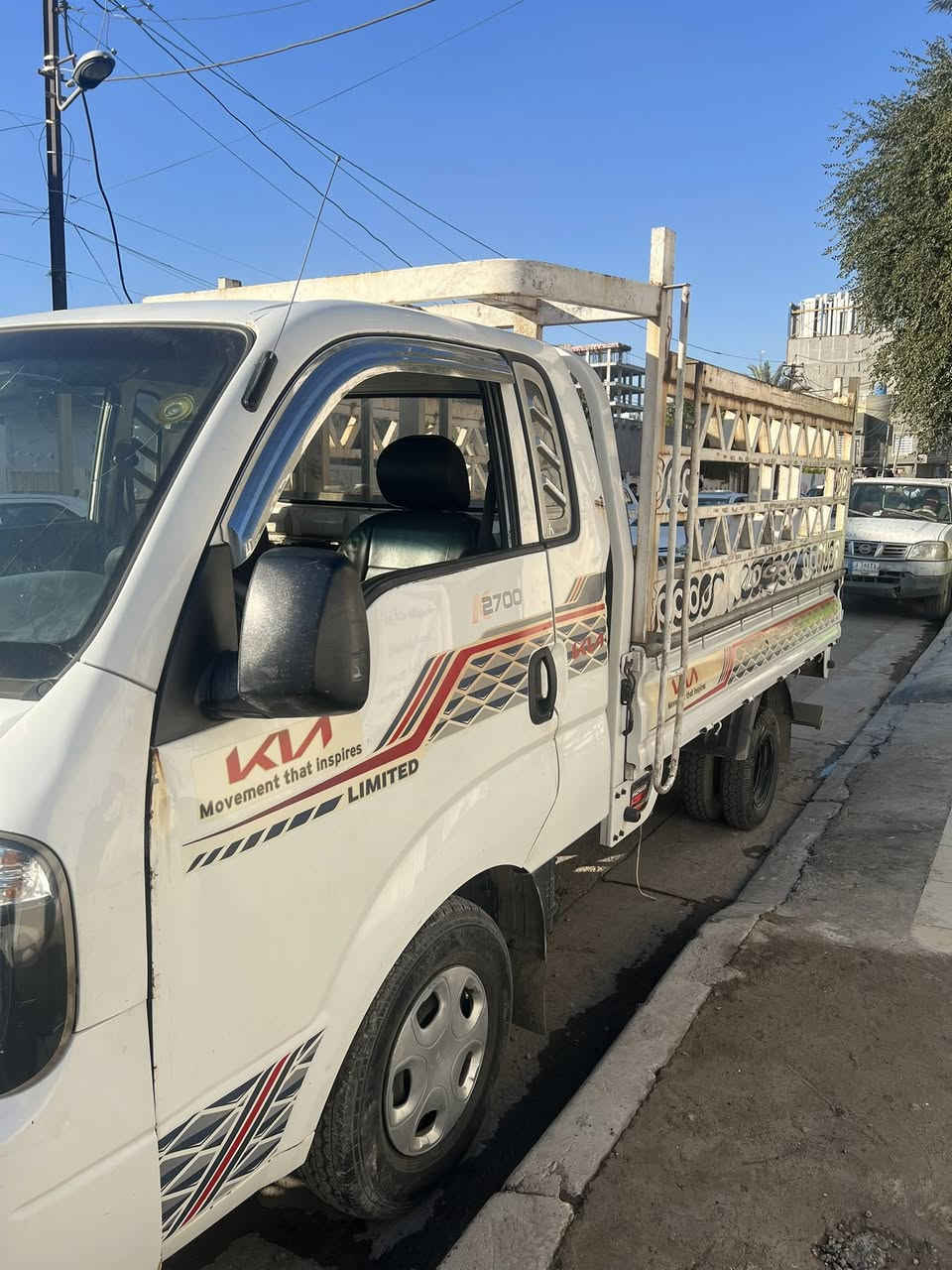 كيا عموشه نثيه للبيع موديل 2017 التواصل مع هاذا الرقم *********** الموقع بغداد العامريه
