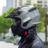 خوذة • قياس M • متوفرة