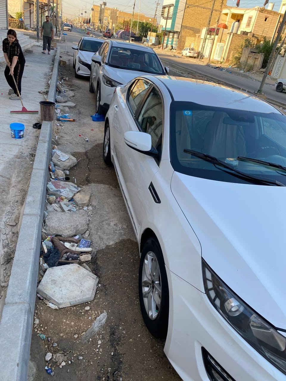 كيه اوبتيما ٢٠١٣
بيه قطعتين صبغ تجميل
بيه باردات مكانات محدده 
محرك ٢٤٠٠
سياره جاهزة كلش
ماشيه قليل مال جناي  
بيع ١٢٣ او مراوس 
*********** 
تفاصيل أكثر تعال خاص
