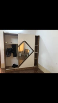 100 الف   للبيع بسعر مناسب  واتساب 07760947002