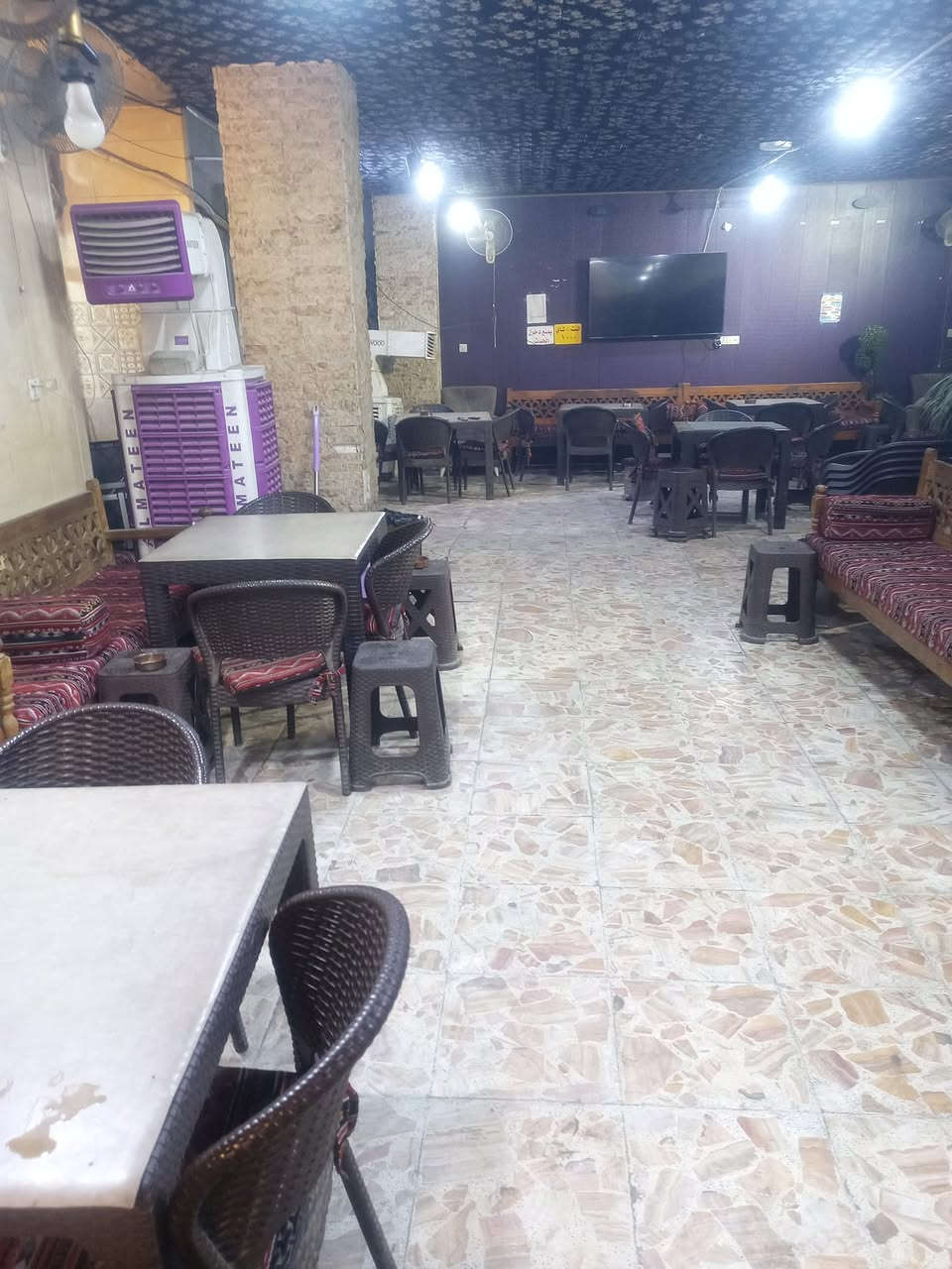 السلام عليكم مكلف بل نشر  غراض مقهئ كامل للبيع مستعجل ***********
