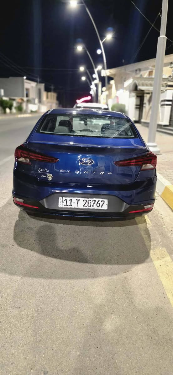 سياره النترا موديل 19 امريكي بيها بنيد صبغ  وشويه بارد بالجنطه تبريد گير محرك مكفول. تخم تاير.  رقم بغداد. سنويه وهزه جديده. السعر 117.   مجال بسيط. بيع بدون مراوس.     اتصل ***********      مكانها الرمادي
