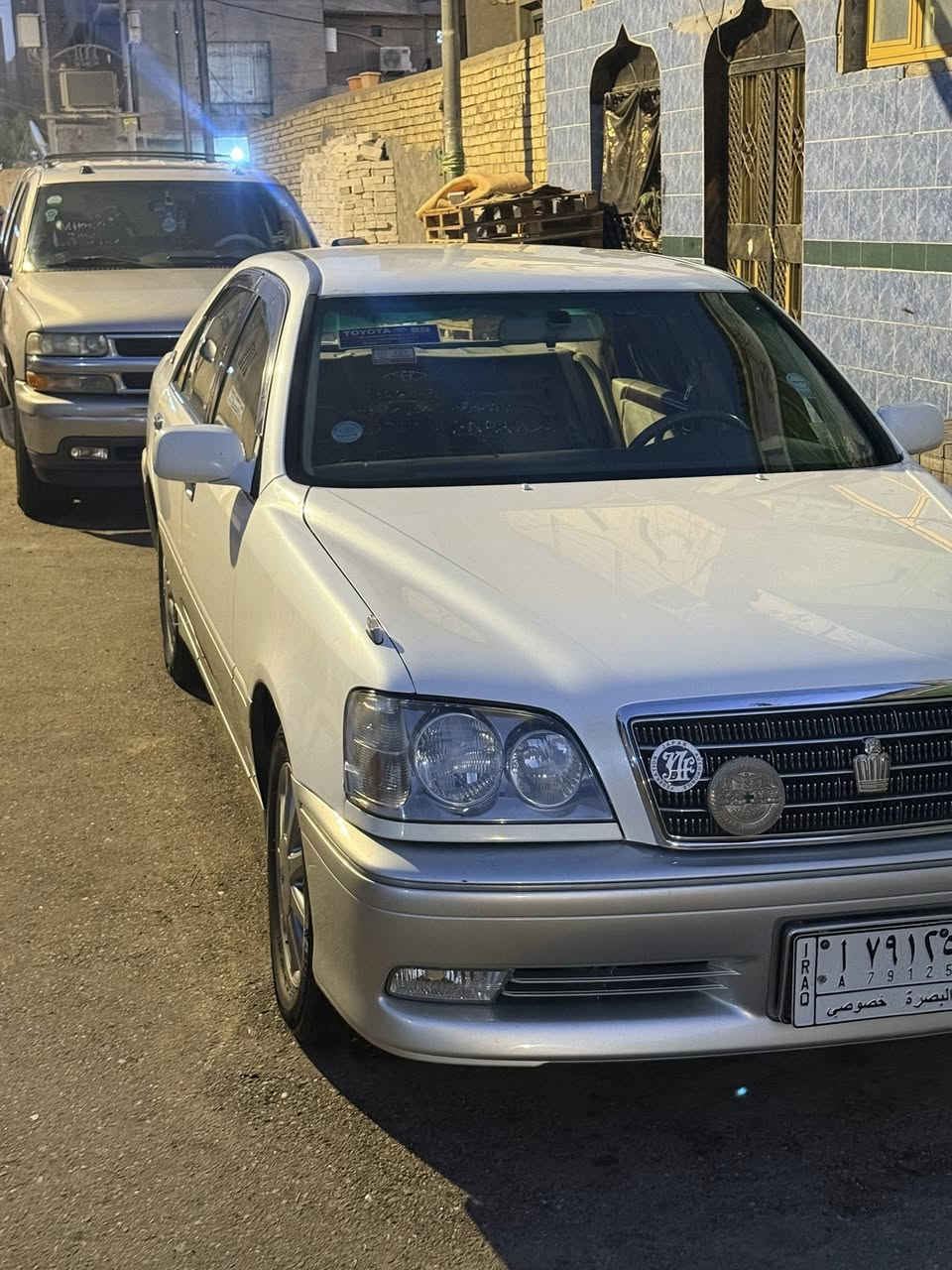 السلام عليكم كراون ملكه للبيع اربع دكم نقل المحرك فيشه وبطل
السياره كلش نظيفه قطعه وحده صبغ الباقي مكفول العنوان  البصره *********** السعر 105$
