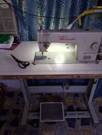 للبيع مكينة برذر جاك مال جني رقم 07716938387العنوان بغداد السعر250بيها...