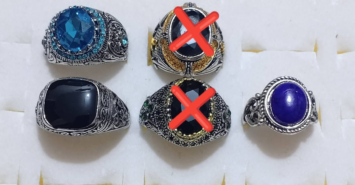 محبس بهذا جمال احجار  سعر قطعه الفين و3 ب 5 واذا شلعه يختلف سعر توصيل لجميع 3


**إذا كنت صاحب هذا الإعلان وتريد حذفه لأي سبب، رجاءا أرسل رسالة إلى الدعم الفني**