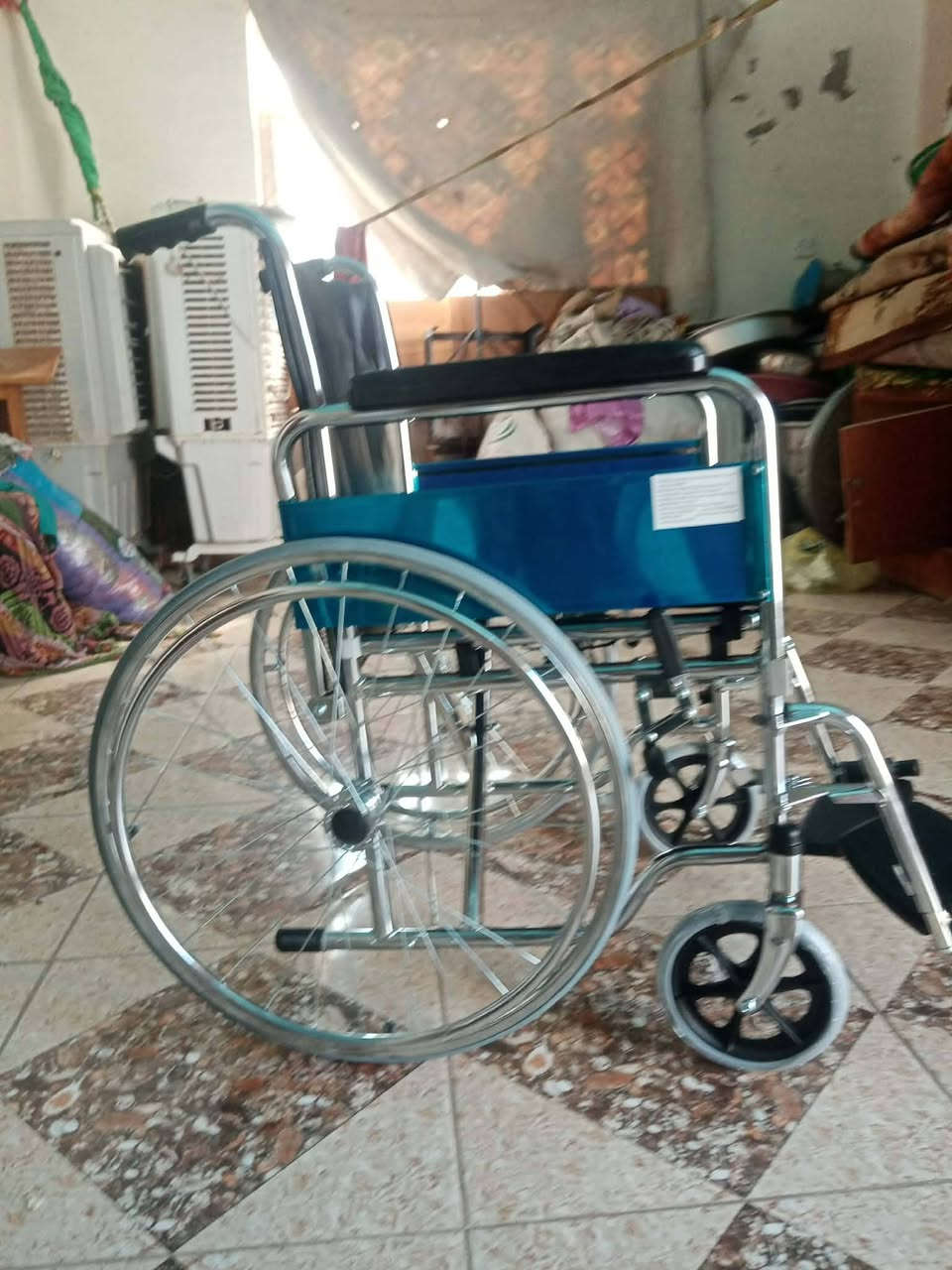 فرشه ومدات 100
ثلاجه 270
طبلات 80 معرض 100 بنكه 25 ترمز سياره كبيره 25 
عربانه قفل 100 
جربايه حديد 25
تخم قطعين 3 مقعد ب60 مع وجهن


**إذا كنت صاحب هذا الإعلان وتريد حذفه لأي سبب، رجاءا أرسل رسالة إلى الدعم الفني**