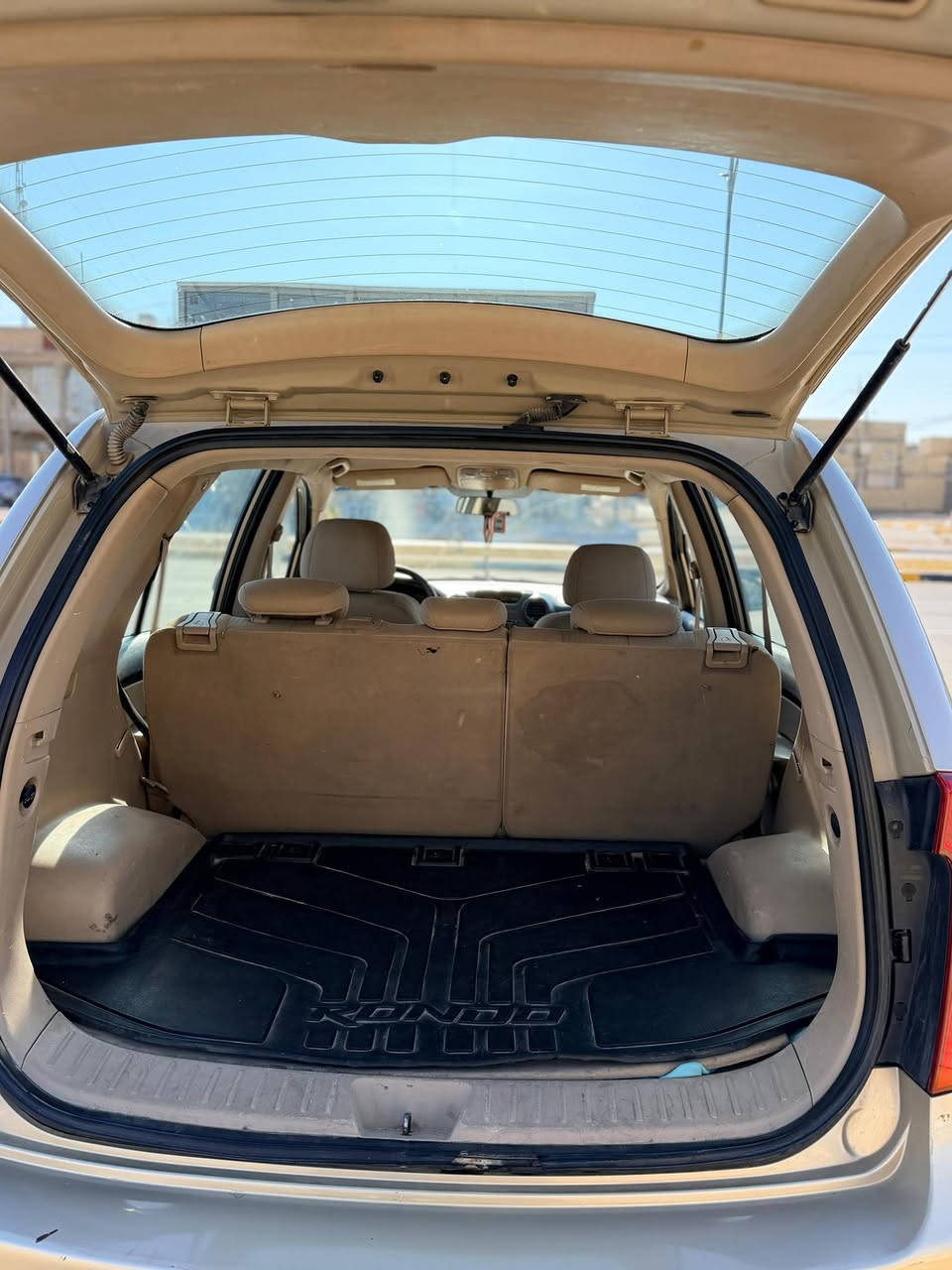 كيا ✏️ 2008 ✏️مكينه 6 سلندر 2700 ✏️ خمس قطع صبغ بدون حادث ✏️رقم السياره بابل ✏️ مكان السياره كربلاء ✏️*********** ✏️السعر 94 ✏️ سياره خمسه راكب امريكي ✏️
