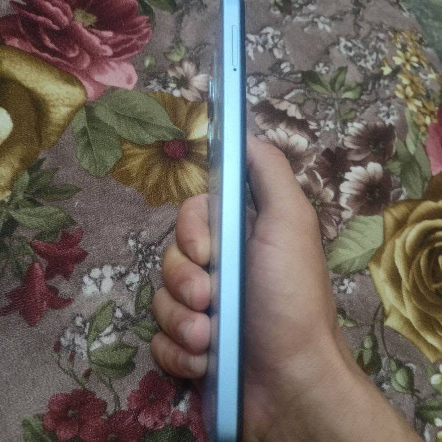 جهاز اتيل A 90 ذاكره 256 رام 4+4 شغال كامل ونضافتو كدامك شاشتو مفطره بس ما مأثره عليه السعر 45 بي مجال بسيط موصل الجانب الايمن


**إذا كنت صاحب هذا الإعلان وتريد حذفه لأي سبب، رجاءا أرسل رسالة إلى الدعم الفني**