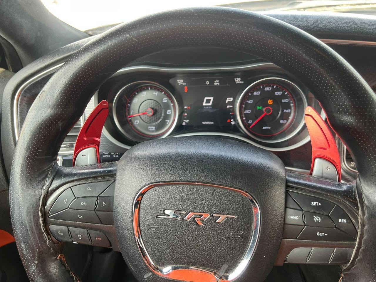 السلام عليكم
بيع ومراوس حسب القناعه.

جارجر اصل ١٩  اصل ١٩ 

حادثه جاملغ وبنيد بامريكاا وتغيير لون بامريكا مو بلعراق

سياره جاهزه مجهزه من كلشي مانقصها برغي

_سياره رقم بغداد بسمي تحويل ثاني يوم 

_مكينه  هيمي  ٥٧٠٠ جديد كارتون مع كير جديد مكفولات

_حداده جديده ااكسن جديد

_تبريد ثلج ثلج تدفئه مكفولات

_تخم تاير جديد

_ شاشه جبيره كار بلي (عربيه)

_كشنات جلد تدفئه تبريد تفصال بغداد

_شفتات ستيرن

_منضومه زنون جديده (نهار)200 دولار 

 _ كزوز رياضي ريمونت ٥ ورقات (طرب) 

_هواي بيه مواصفات وتحديث حلو  بس الي يعرف قيمتهه يخابر 

 بدون ميكسر بسعرها اخوان الي ماتعجبه ليخابر وساعه يحجي وفلوسه ماكامله  اترجاكم.  

السعر ١٦٨ وبيه مجال للشراي ***********

مكان سياره بصره
