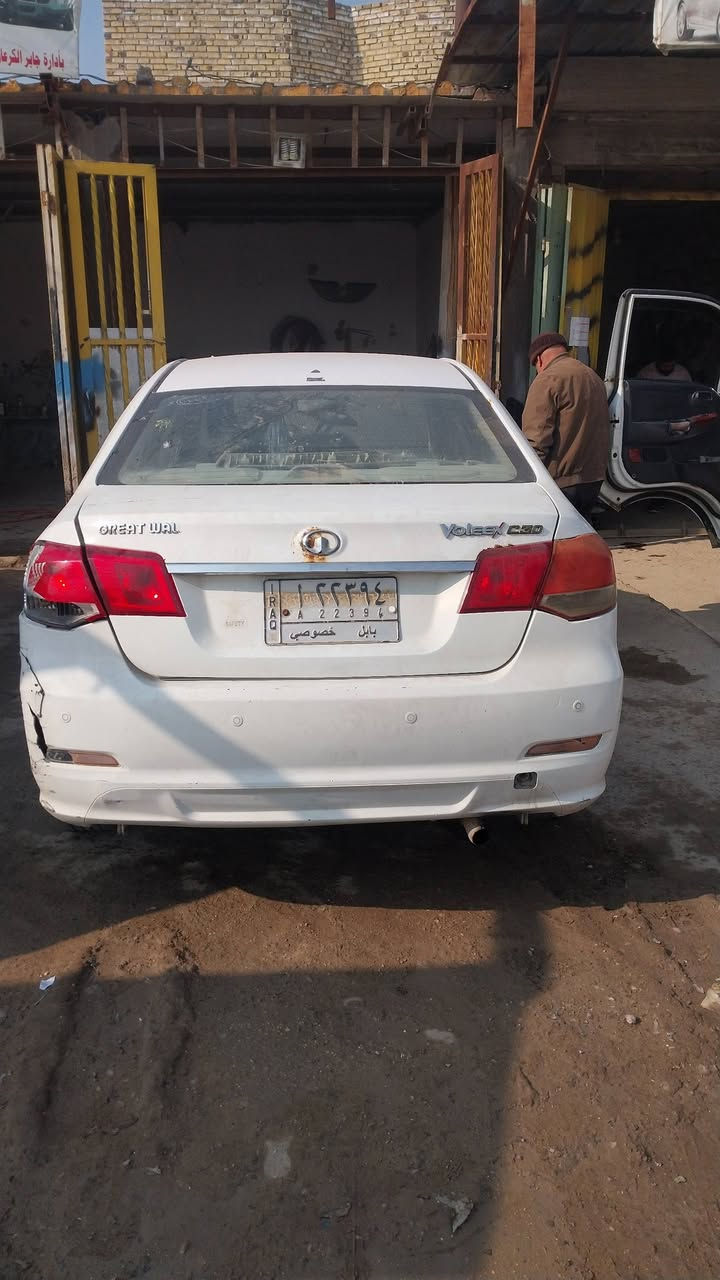 كريت وول فولكس موديل ١١ رقم بابل كير ومكينه وحداديه وكهربائيات زينات بيها ضربه بل الدعميه الخلفيه والبك لايت مثل ما موضح بصوره بيها خياسات لا بيها صبغ ولا تبديل رقم الهاتف ***********سياره موجوده بل الحله تخم تاير حداديه بل الكارتون بور ريشه سياره خير من الله
