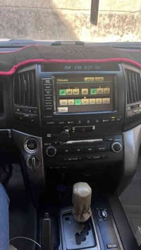 لاندكروزر VXR فول مواصفات  الموديل 2010 السيارة كفالة  جميع التفاصيل ب...