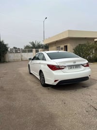 � للبيع هيونداي سوناتا 2014 اللون: أبيض وارد: أمريكي 🇺🇸 المحرك: 2400 G...