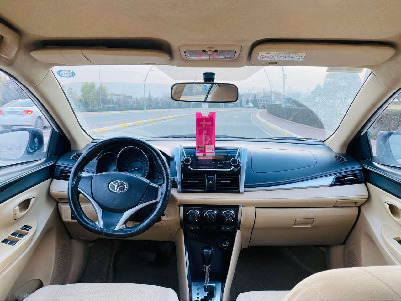 ‎تیۆتایارس مۆدیل 2014سپی بەفری  سفری سلیمانی سەیارەکە لەشەریکەوە لای خۆمانە دوو دەسی کردووە گێڕ ئۆتۆماتیک مەکینە گەورە ناوزەرد AoxوUsbوEcoوچوار جام کارەبا و ودەبل ئیرباگ فول مواسفات  پینچ کەل وبلاجکتۆرو3سویچی شەریکەسەیارەکە زۆر پاکە بی ساردوچال وبی کارت وتەرزە تنها یک پارچەو دوو پلەی بچوک بۆیاخی هەیە بی ناوگرتن دواو پیشی کەپسە 200 هەزاری حەقیقی رۆشتوەیک برغوی نەکراوەتەوە تەبرید ساردوگەرم بەشەرت ئیشدەکات کامل سیرڤسی بۆکراوە4تایەی لۆکی لەژیرایە رەقەمی تازەیەوسەنەوی سالیکی ماوە سەیارەکە زۆرپاکنی نمونەیە مالی دۆستەسعری 112معامەلەیەکی برایانە ***********//*********** السليمانية, العراق
