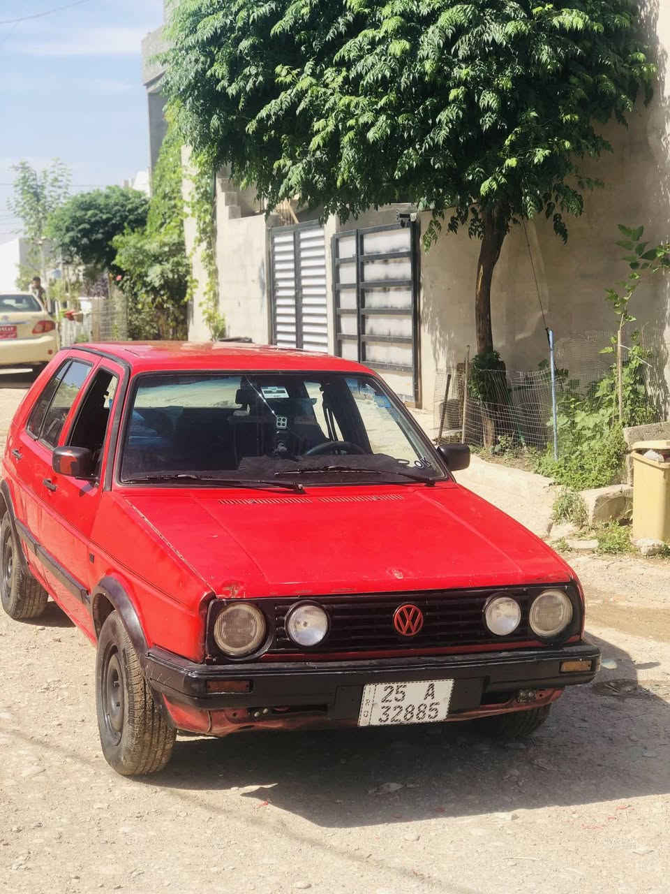 سەرەتا بەناوی خوای گەورە گۆڵف فۆکس واگن مۆدیل 1989مەیکنە 18 پاوەرە سەنەوی  نویە هەتا 2031 تازەیە بەناوی خۆمە رەقەمو شتی تازە نوی کرایتەوە هەیکەل و داخیلی خاوین و پاک ماوەتەوە چوار تایەی نوی لەسەرە دەفتەر بەنزینیشی هەیە (شوین هەولیر) ژ.م*********** أربيل, العراق
