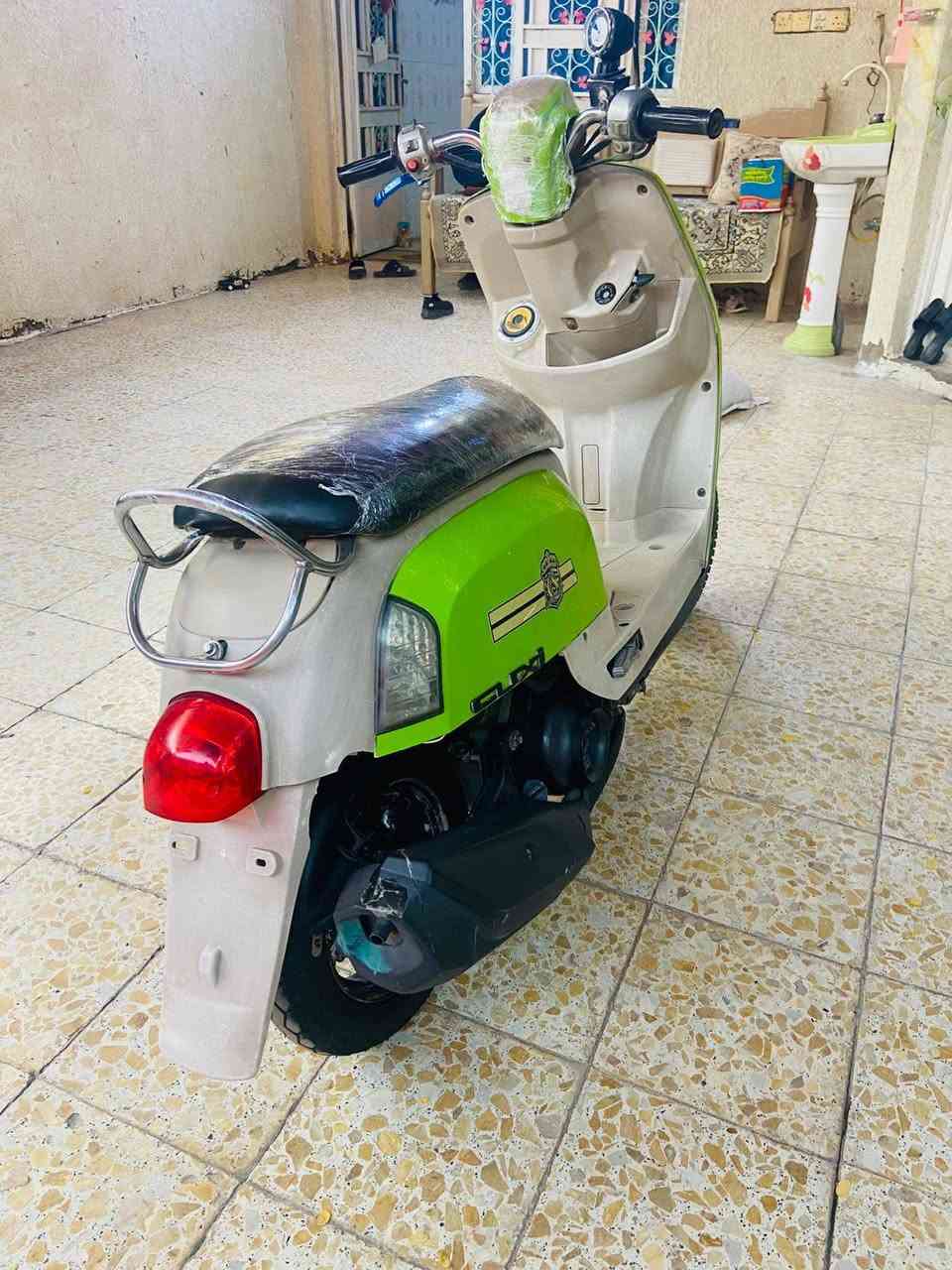 السلام عليكم دراجه بوليس كابريتر للبيع الدراجه نضيفه مكينه مكفوله برغي ما مفتوح بيها سلف شغال هندر أوراق كامله وصل و منفيس السعر 700 شراي تعال خاص


**إذا كنت صاحب هذا الإعلان وتريد حذفه لأي سبب، رجاءا أرسل رسالة إلى الدعم الفني**