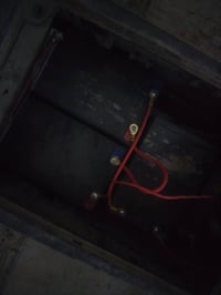 دراجة كهربائية بطاريات جداد تشتغل بس بيها مشكلة ماادري شنو هي للبيع بح...