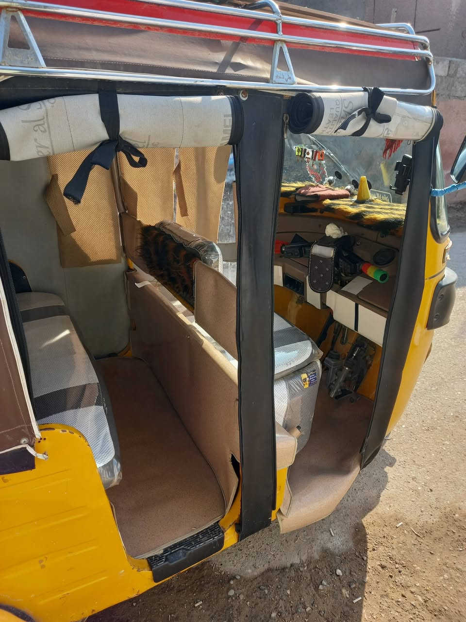 سلام عليكم تكتك للبيع موديل 2020 شهر.6 التكتك خير من الله رقم نكليزي وسنويه جاهزه تلخذهه كبل للشارع السعر 6/700 وبيهه مجال مستعجل على بيعتهه ***********
