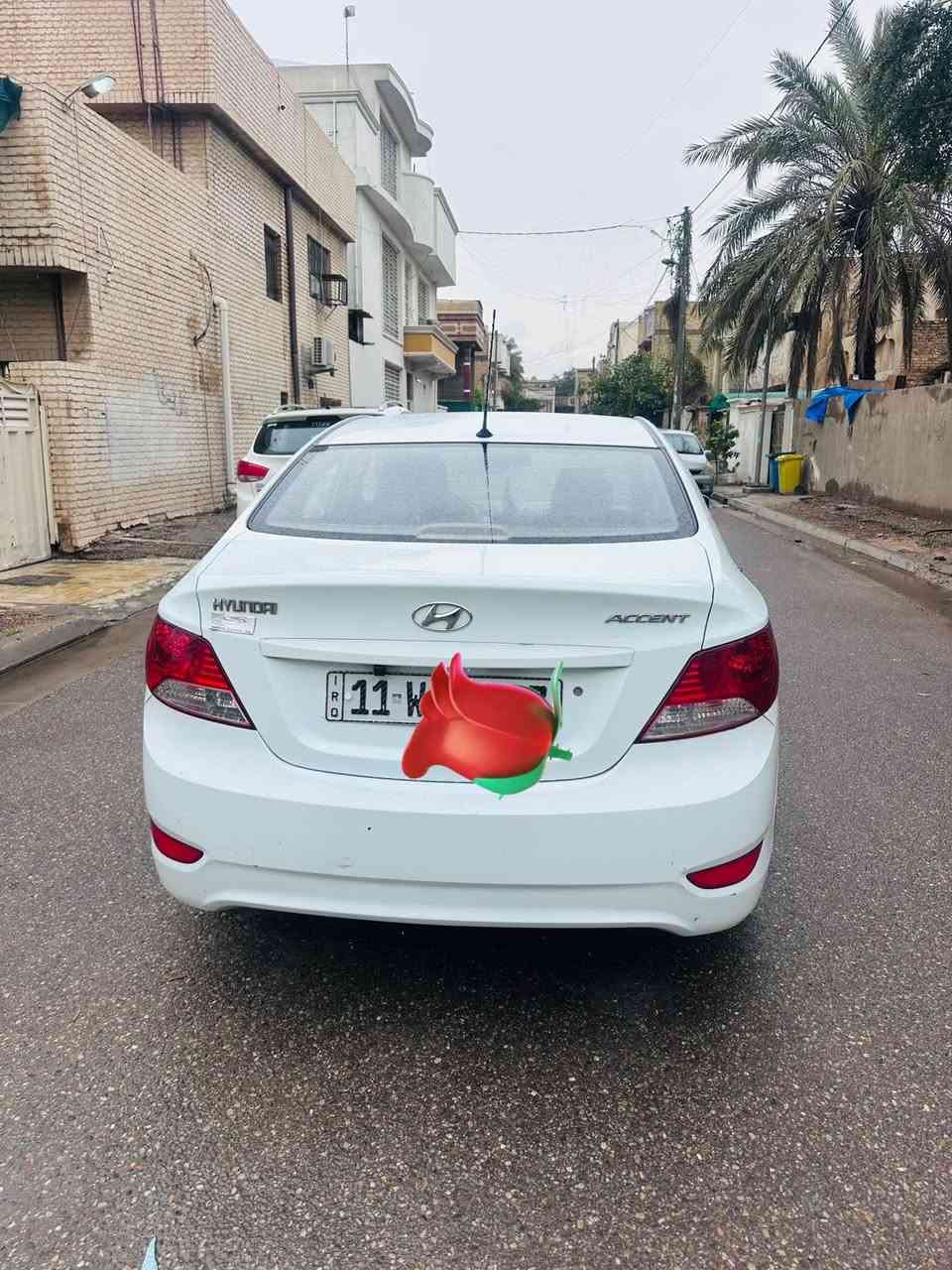 اكسنت 2013 خليجي
كير مكينه حداديه ابلادي 
حداديه جديدة
السيارة نضيفة 
ماشيه ١٣٣ كيلو 
تبريد خير من الله
وجاهزة متصرف عليهه شي 
من دوشمة من تايرات 
تغليف جلد الارضية 
شاشة اندرويد 
كله جديد 
جاهزة من كلشي 
العنوان بغداد 
رقم بغداد جديد 
تحويل نفس الوقت 
شارع الربيع  او الكاظمية 
السعر 98 
بيها مجال بسيط
***********
