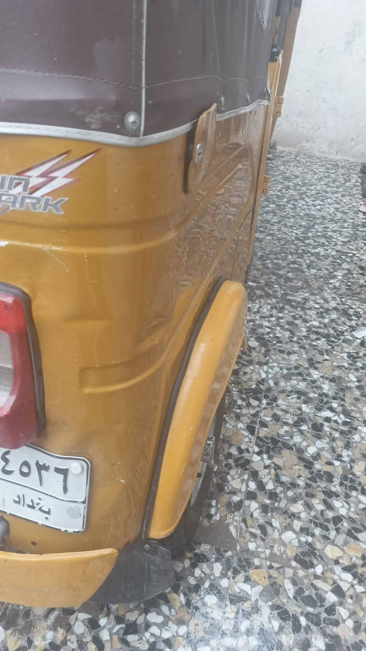 سلام عليكم تكتك موديل 21شهر 5 رقم وسونيه بغداد تحويل ثاني يوم كير مكينه خير من الله تكتك مكفوله من صبغ ول حار مكاني بغداد المشتل 
الرقم ***********
