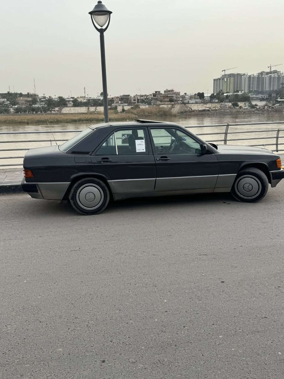 السلام عليكم
مارسدس 190 طيارين سيارة نظيفه وحلوه ودواخل نضيفه بدون خياس مصبوغه عام للجماليه محرك وان جيزي 6 سلندر مكينته وكيرها سليمه شاشه كاربلي وكامره خلفيه كشنات جلد وجامات كهرباء وتبريدها ثلج ونقوصاتها فقط نواعم سعرها 58 وبيه مجال الشراي ياخذ عيوني عنواني بغداد الاعظميه ورقم تلفوني ***********
