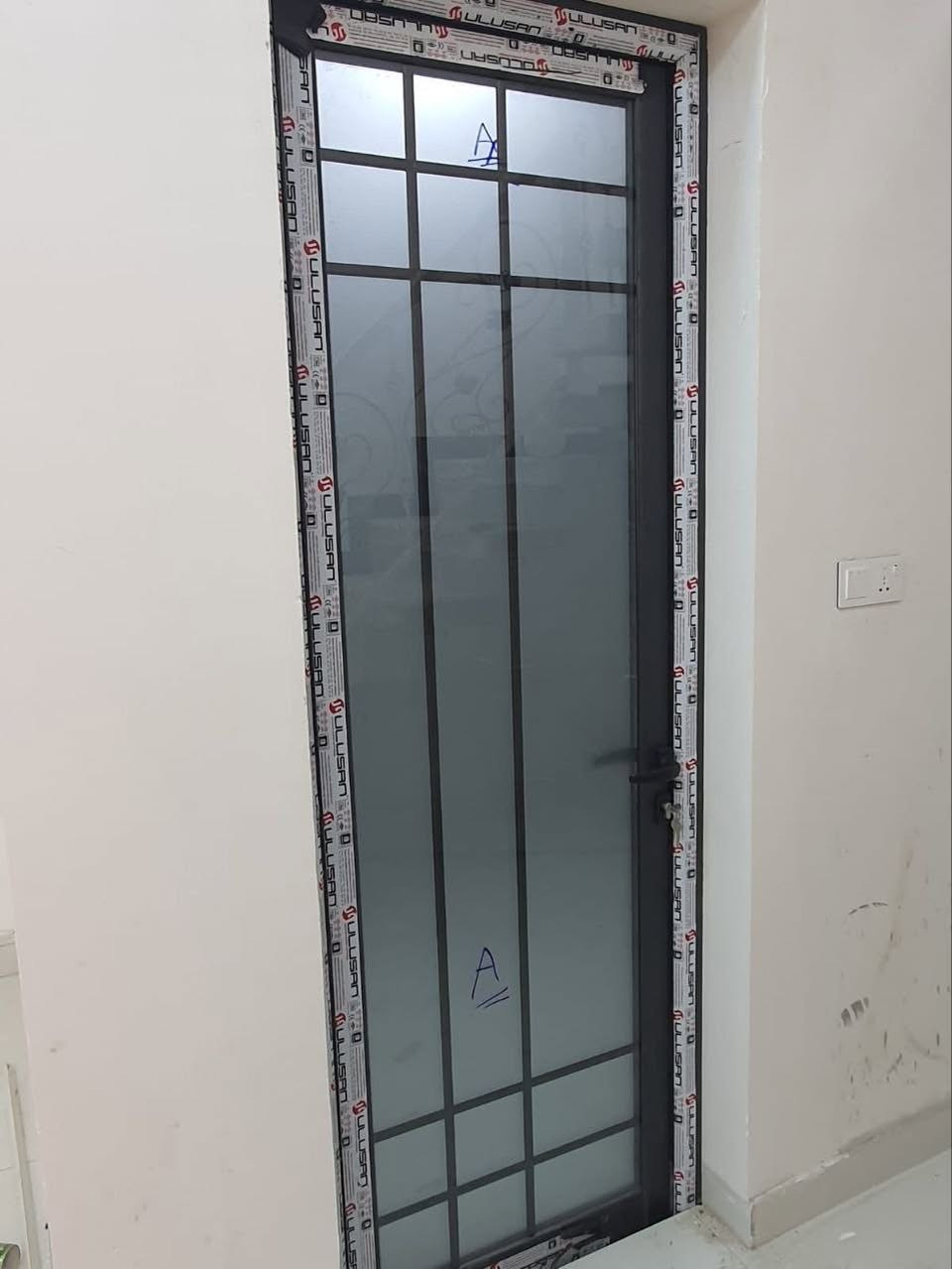 ✨ فخامة الألمنيوم تبدأ من عدنا
🚪 أبواب + شبابيك حسب الطلب

✔️ تصميم حديث
✔️ شغل احترافي مضمون
✔️ تسليم سريع وأسعار منافسة

📍 ميسان قطاع 30 شارع المدارس مجاور حلويات سيد مصطفى
📞 ***********
***********

🔥 راسلنا الآن واحصل عرض خاص
