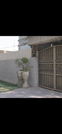 محلة 101/زقاق 79 • ٥ غرف • مناسب شركة