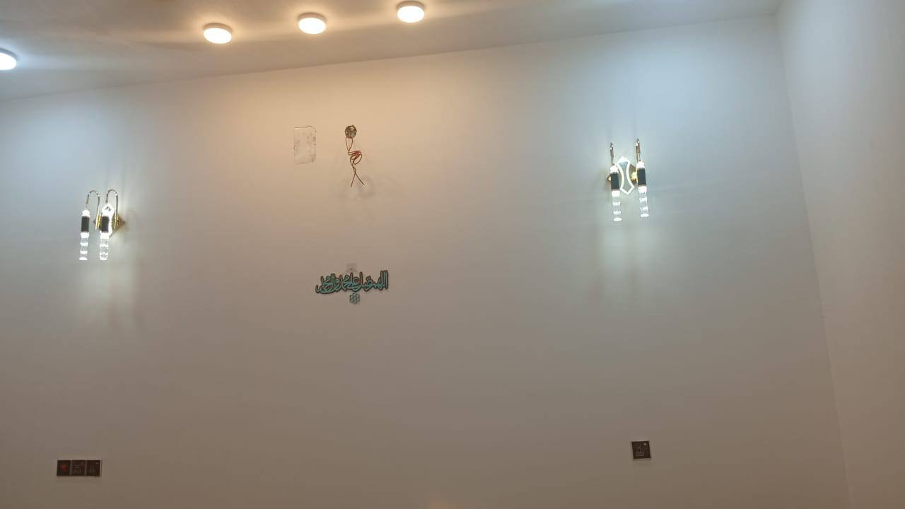 بيت للبيع طابو صرف :في منطقة الحبيلية قرب سجن الاصلاح 
المساحة  _ ١٠٠متر مربع  واجهه ١٠ نزال ١٠ 

يحتوي على طابقين ✓

الطابق الأرضي :غرفة، صالة، مطبخ، ستقبال، صحيات داخلية وخارجية

الطابق الثاني غرف عدد ٢ مع صاله ومجمع صحيات 

موقع ممتاز قرب المستوصف والمدارس 

عرض الشارع ١٠ متر 

خدمات متكاملة ماي كهرباء مجاري 

الاستفسار أكثر الاتصال على أرقام المكتب  

أرقام المكتب *********** اتصال +واتساب
