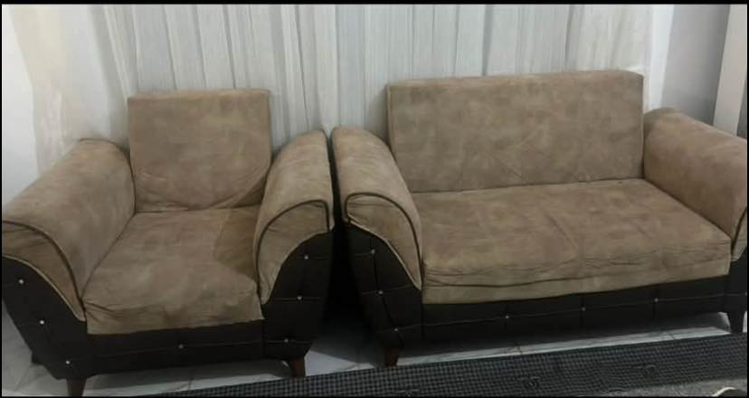 تخم ١٠ مقاعد جذاً نظيف مابيه ولا شخط تزكام جداً قوي ب٢٥٠ وبيه مجال عنوان الزهراء


**إذا كنت صاحب هذا الإعلان وتريد حذفه لأي سبب، رجاءا أرسل رسالة إلى الدعم الفني**