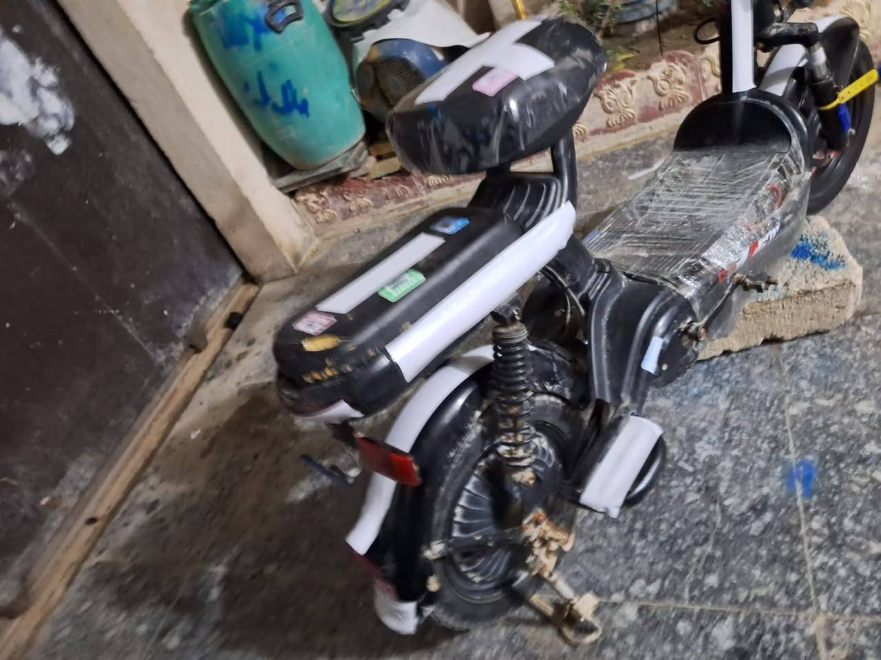 عمي سلام عليكم الكم بايسكل شحن للبيع السعر 130البايسكل شغال تجي تفحصه بي ضرر بل كفرات ول نمره الثالثه ما تشتغل للتواصل ***********
