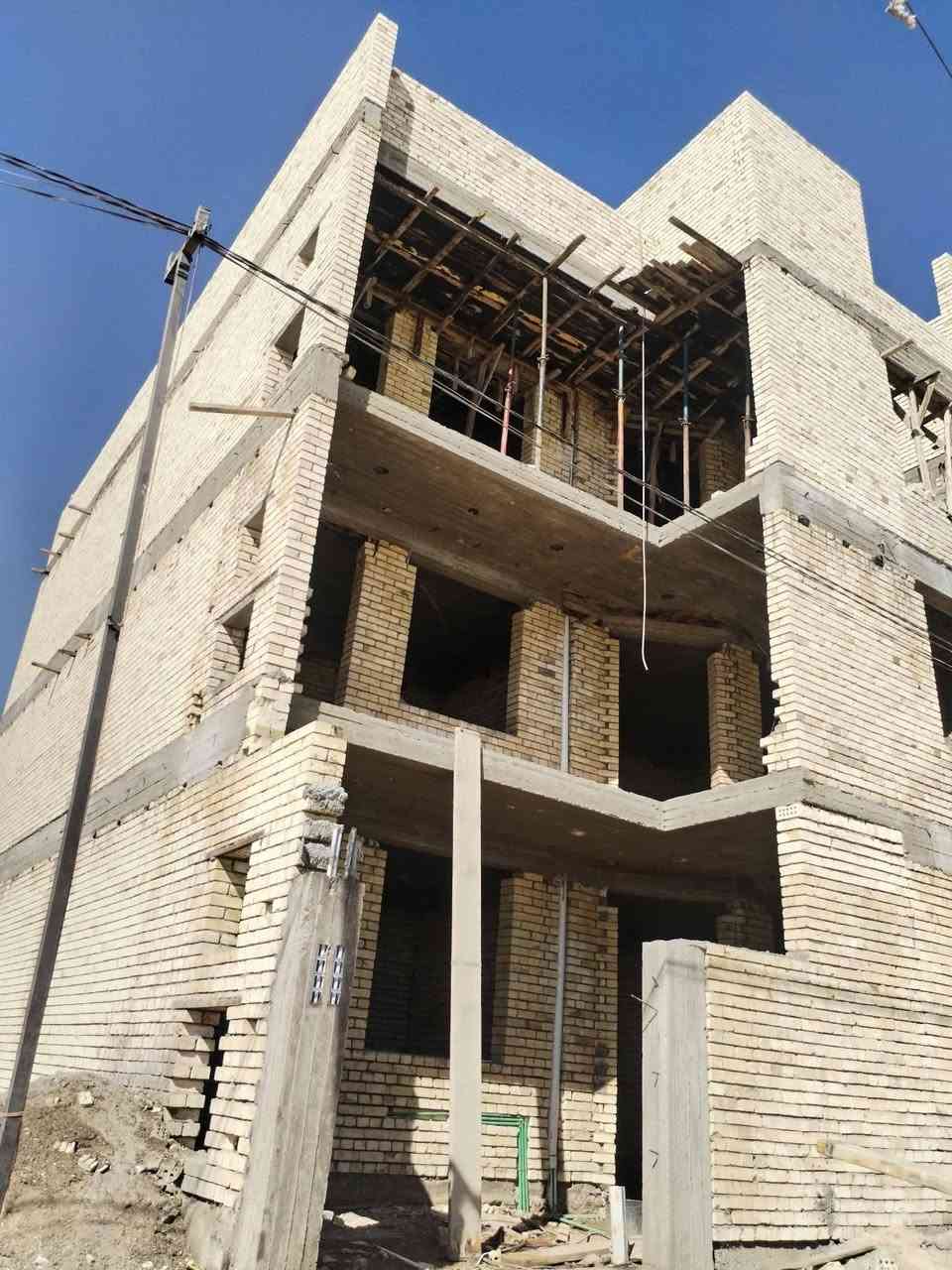 سلام عليكم
خلفة بناء متاح حالين العمل يكون بنظام القطعي او ع الدبل دقه في العمل وسرعة وتنظيف الموقع  ولتزام بالمواعيد وسعار مناسبه للتواصل ***********
