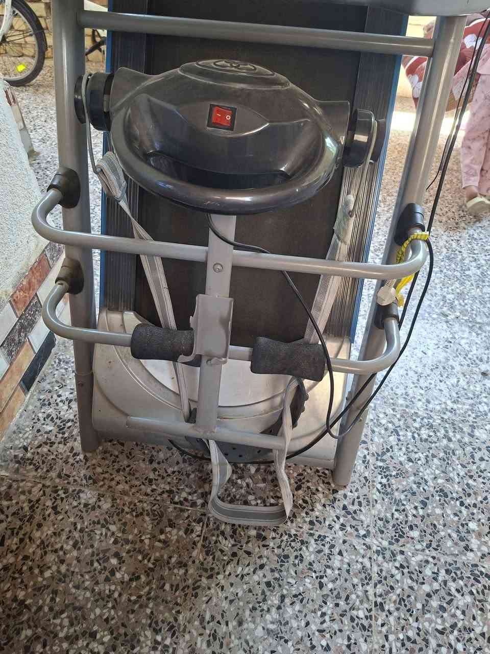 السلام عليكم اخوان عندي هذا باسكل جري للبيع الارايده راسلني وهذا رقمي  ***********

