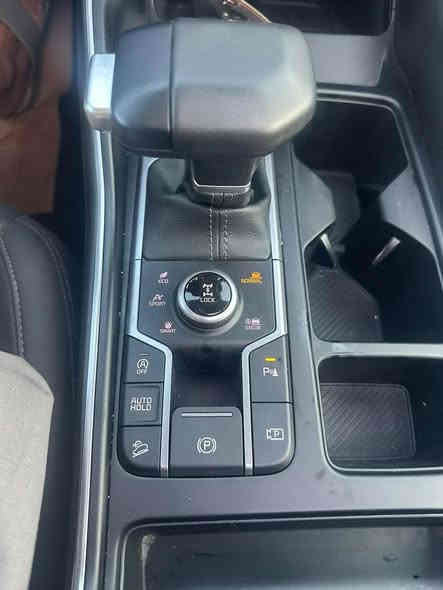 سورنتو ٢٤ وارد امريكي فول مواصفات عدا بانورما ٤ سلندر محرك ٢٥٠٠ gdi
السعر ٢٧٠ رقم الهاتف ***********
