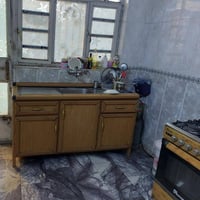 للبيع  كاونتر ٣ قطع الألمنيوم  من الداخل  مع  كاونتر سنك كامل  نظيف لا...