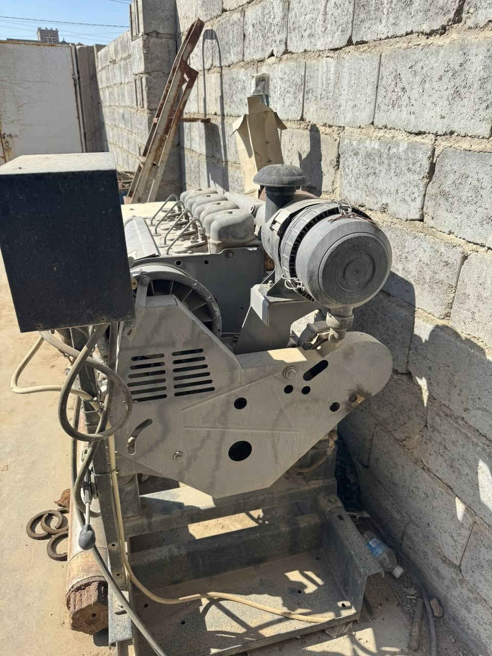 السلام عليكم
دويز الماني 4 سلندر 914 جديد 
45 كيفي 
السعر 38 ورقه 
الأنبار فلوجه 
***********
