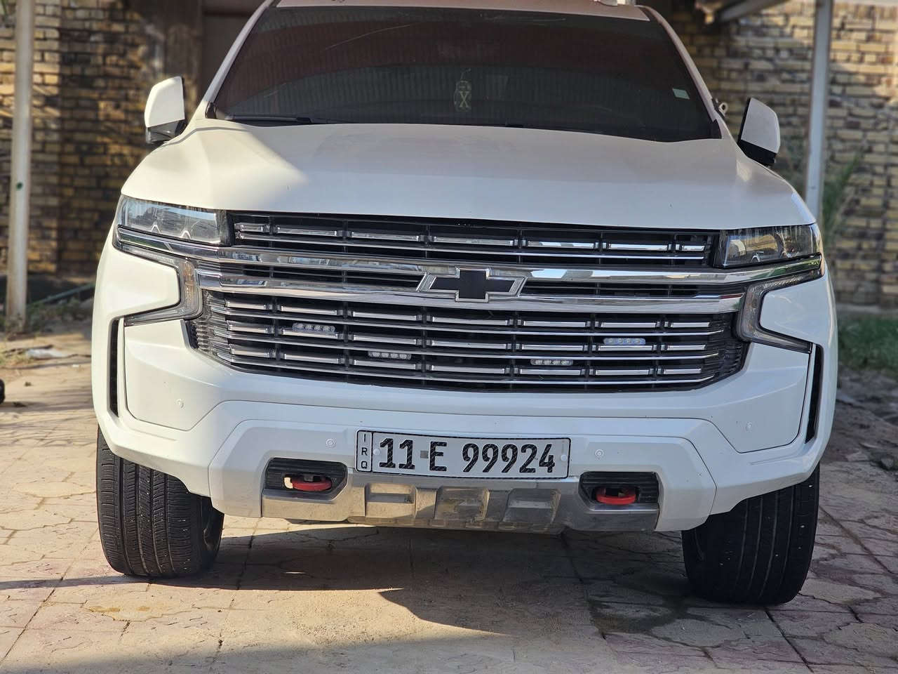 سلام عليكم للبيع شوفرليت تاهو 2021 رقم بغداد شبه المميز بسمي وارد امريكي
فئه LS تخم تاير ويل 20
داخل اسود غرفه مال PRAMER ماشيه 120 
سياره بيهي تراي زيرو 
سياره بيهي نص جاملغ الخلفي ولجاملغ الامامي مبدل ولبنيد بي خسفه و بدلته كير مكينه حداديه مشروطات سياره جديده مكينه 5300 المكان النجف الاشرف السعر 335  الاستفسار والتواصل على الرقم ***********
***********
