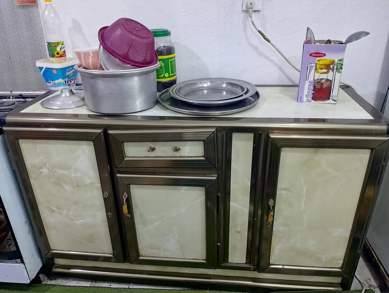 السلام عليكم
غراض للبيع للاستفسار الاتصال على الرقم***********
