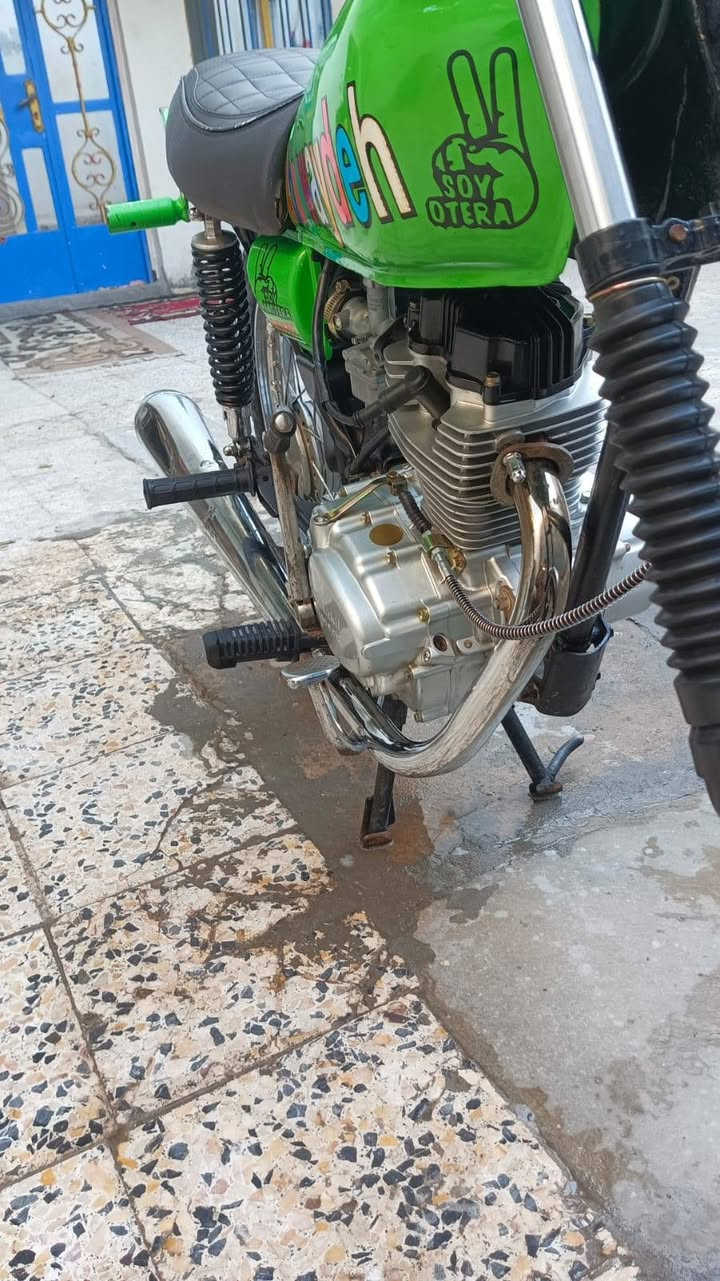 سلام عليكم دراجه للبيع ادوات مبدل بس ولفات المكان البصره كرمه علي سعر 500 وبيه مجال


**إذا كنت صاحب هذا الإعلان وتريد حذفه لأي سبب، رجاءا أرسل رسالة إلى الدعم الفني**