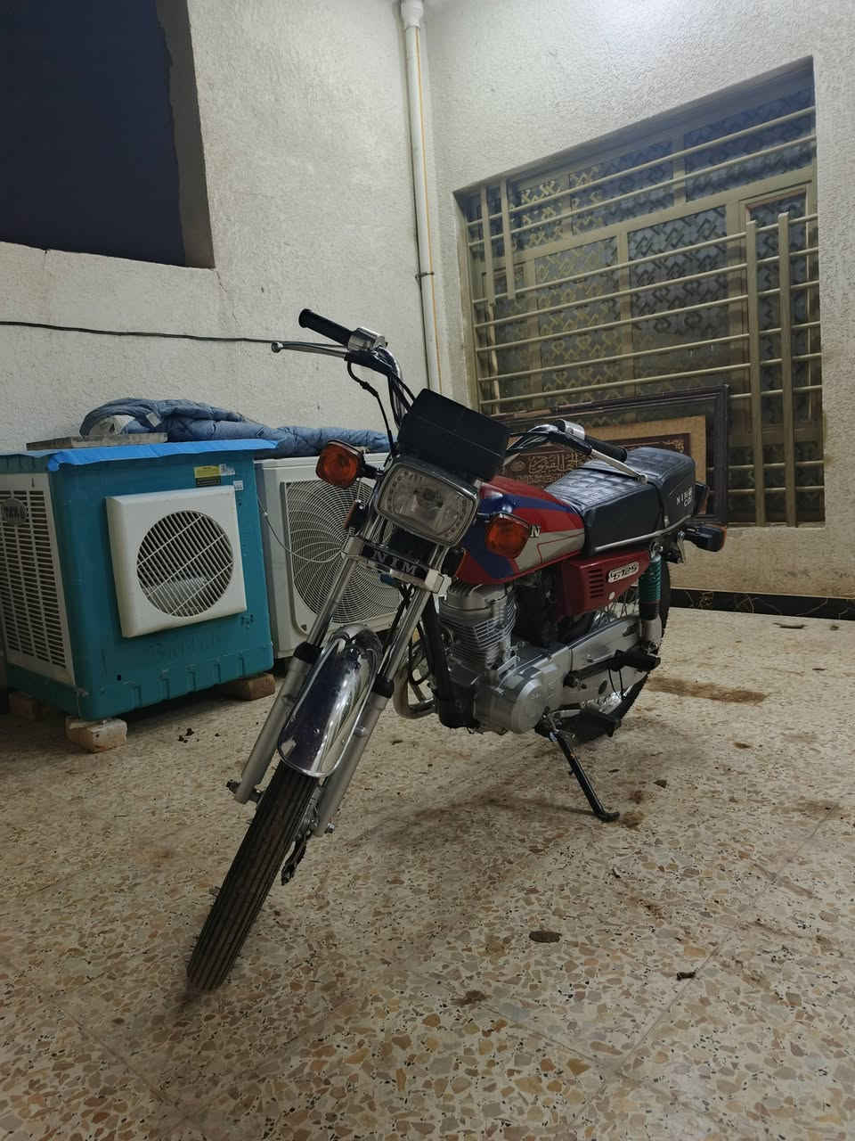 يا الله سلام عليكم نامه وكيل ضايعه اوراقها كفالة عامه ما عده عواج بالسكان خفيف كلش بدل سكان سعره5 ترجع بلادي الدراجه ما مفيلسه بعدها مكينه نضافه 100/100 الدراجه احله من الصور تجي وتشوف بعينك مكاني العمارة قضاء الميمونة متواجد خاص السعر 800 وبيها مجال حك الجيه ***********
