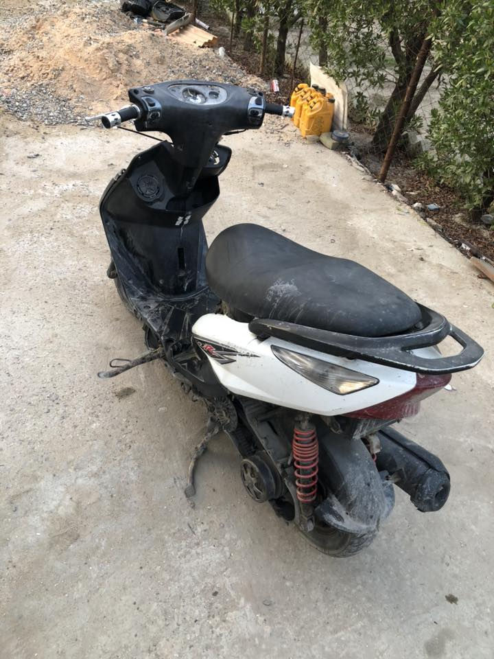 دراجه ثعلب للبيع كلشي بيها شغال مكينه تعمير جديدب٢٧٥وبيها مجال ***********واتساب
