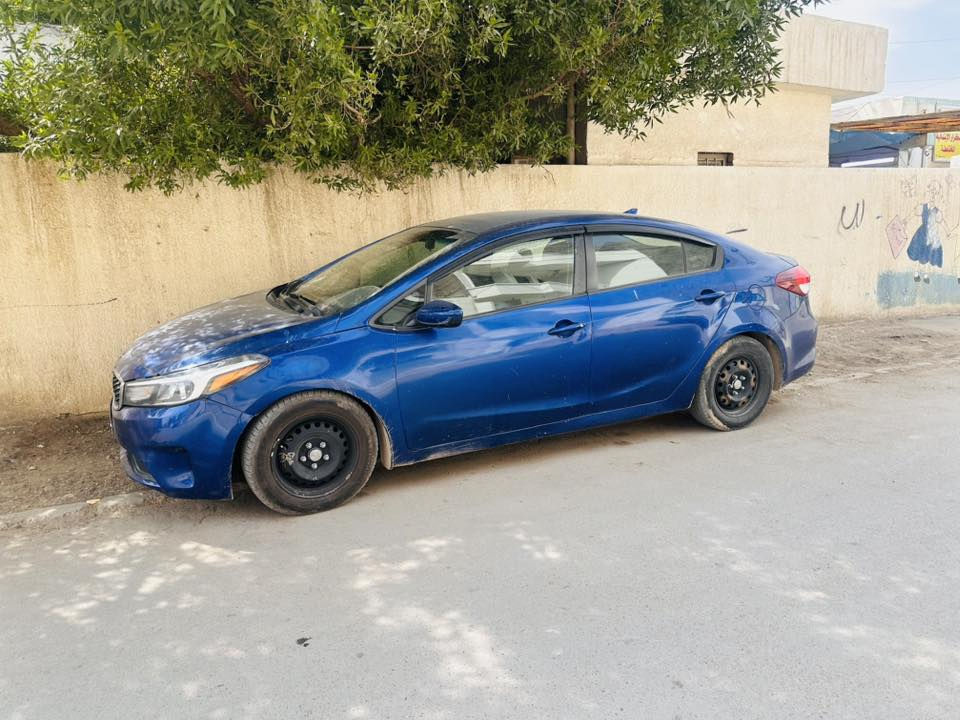 السلام عليكم فورتي 2018 اربيل باسمي 
ماشية 58 بجم كبس حادثها موضح بالصور 
سعر 123 
للاستفسار ***********
