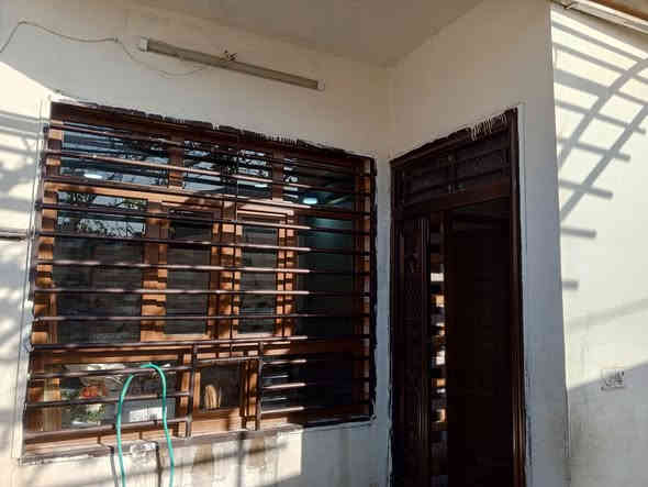 بسم الله الرحمن الرحيم﷽
السلام عليكم ورحمة الله وبركاته
 بيت للبيع كركوك الفيلق قرب صيدلية ديمه المساحه 180متر البيت فول الطابق الثاني بس من داخل مو كامل ام طابق الأرضي كامل سرامك سقف ثانوي السعر 58مليون وبي مجال 
الاتصال ***********
الاتصال ***********
