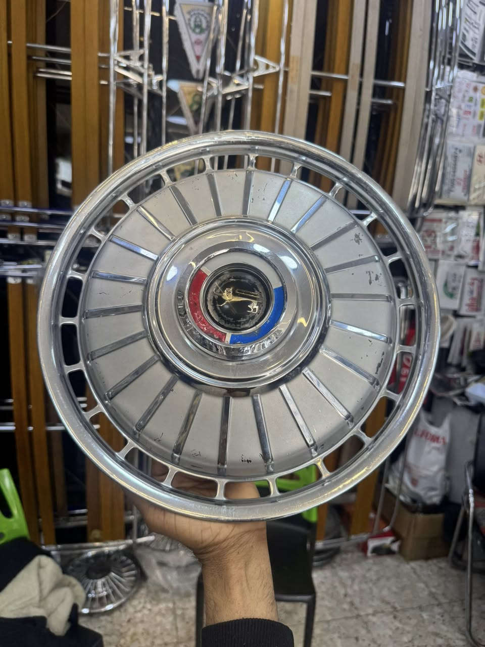 السلام عليكم
كبات ابو اسد14
كماليات حمودي القريشي 
بغداد حي العامل 
***********
