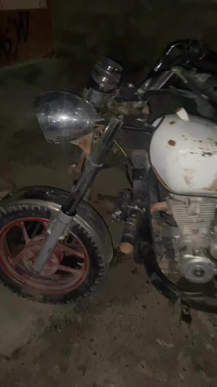 ستوته البيع 
موديل ١٤
محرك ٢٣
٨اوراق
مكاني جلولاء 
رقمي ***********
