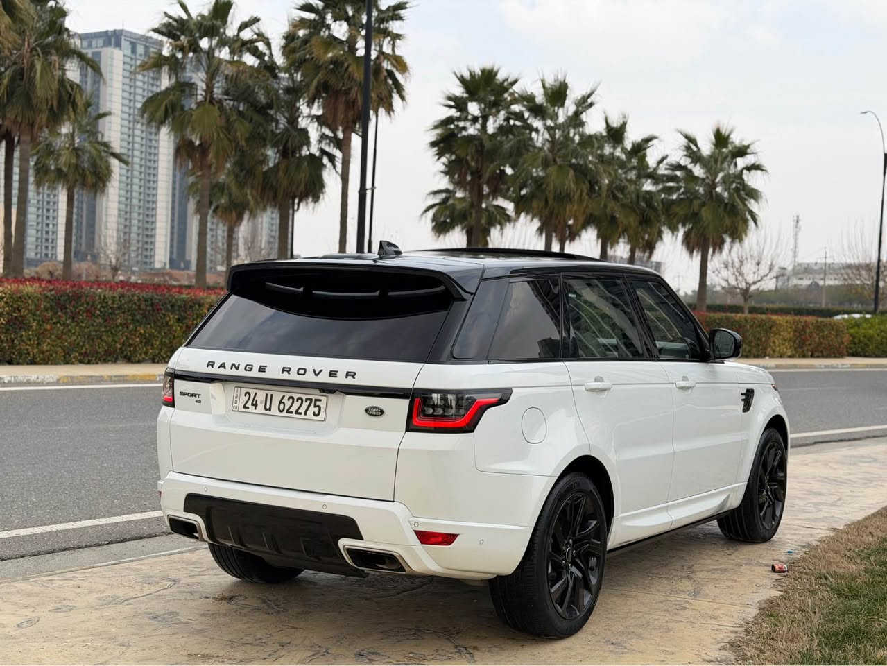 Range rover    Sport   V6     2022     Hse 🔥

‎اخوان  سيارة وارد  امريكي  كلين  كلين    مكفول كفالة عامة  صبغ تعديل مابي 
‎گير محرك حدادي سنوي كلشي جديد   شرت  فحس سونر  

‎موديل   2022

‎مواصفات      فول 1/1
4*4
داخل بيجي بلادي 
 انارات داخلي
دوسات كهرباي 
‎كشنات حار و بارد

  
‎بانوراما
‎سندوك شفط
‎جگات تصعد و نتزل  
‎كاميرة 
‎سماعة   ميدريان
‎  كيج اليكتروني
‎ حساس خلفي امامي
‎رادار ورا 
Auto stop 
‎نيظام   Eco sport normally 
‎  لايت   ليدات و زينون متحرك 

‎سيارة    رقم   سنوي هزة جديد باسمي تحويل وكالة نفس يوم

‎        🔥495$    سعر

   

‎مكان سيارة اربيل 
  
***********
*********** أربيل, العراق
